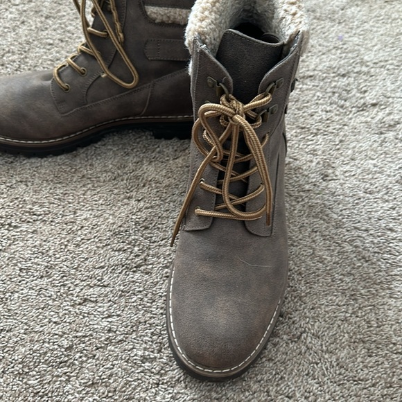 Boots - Picture 2 of 2